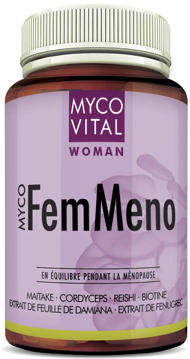 Flacon en verre brun du complément alimentaire MycoFemMeno de MycoVital Woman avec une étiquette violet clair. Mention ‘En équilibre pendant la ménopause’ et ingrédients mis en avant : maitake, cordyceps, reishi, biotine, extrait de fenugrec et extrait de feuille de damiana.